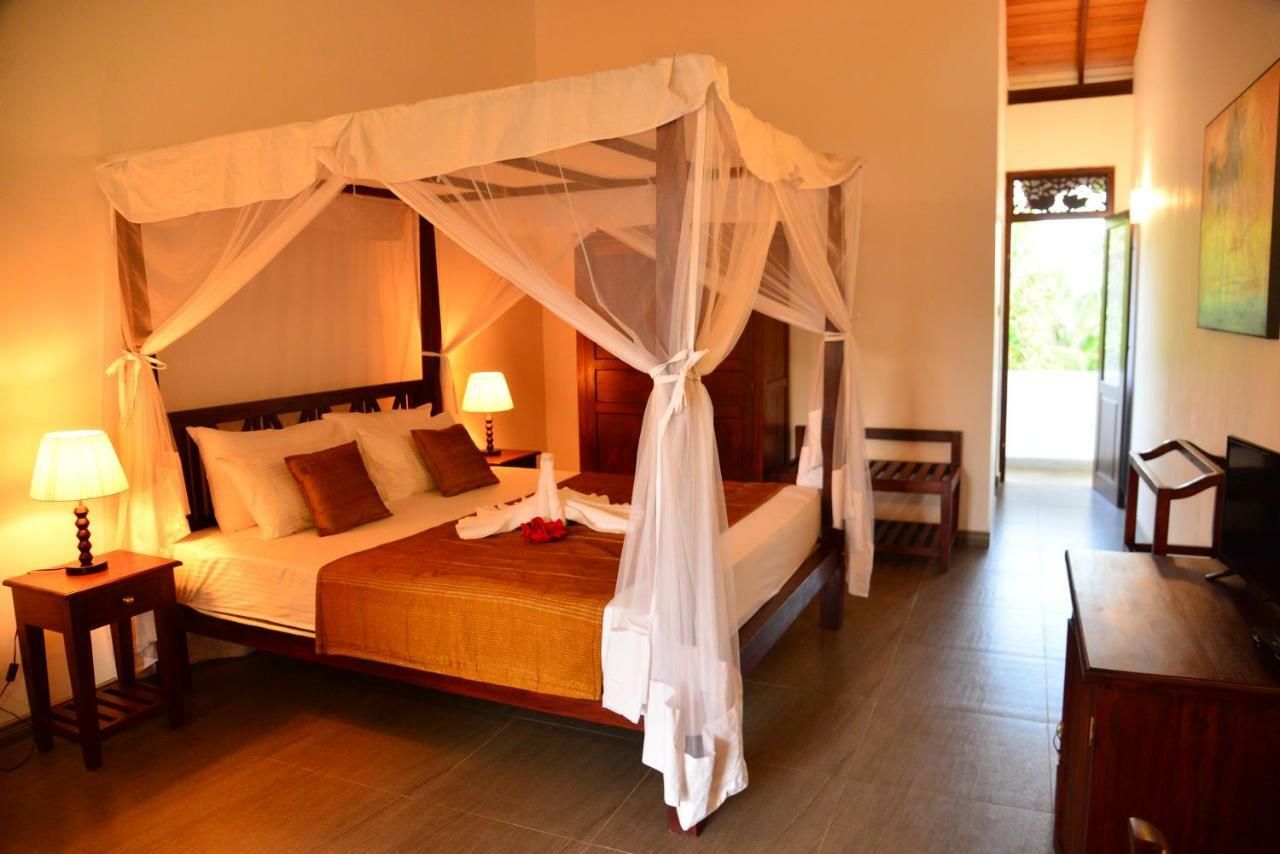 Boutique Villa Shanthi Hikkaduwa Eksteriør bilde
